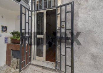 Ricezione / Lobby - Semi-detached house Vicolo Della Salute
 
5, Catania - photo 14