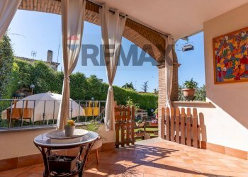 Terrazza - Villa a Schiera Via Trentinara, Roma - foto 13