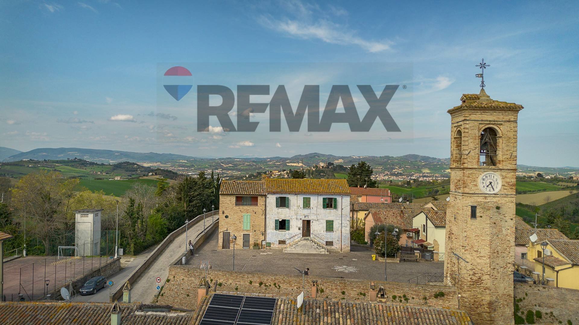 Edificio all\'aperto - Casa semi indipendente via XXIV MAGGIO
 
10, Terre Roveresche - foto 1