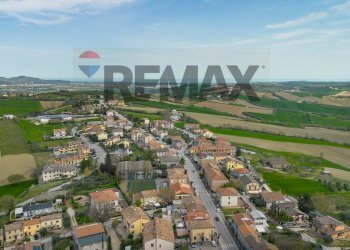 Edificio all\'aperto - Casa semi indipendente via XXIV MAGGIO
 
10, Terre Roveresche - foto 10