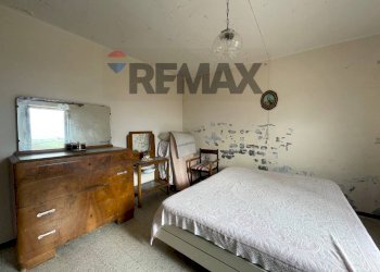 Camera / camera da letto - Casa semi indipendente via XXIV MAGGIO
 
10, Terre Roveresche - foto 28