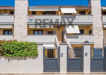 Edificio all\'aperto - Villa a Schiera Via Bagnatica
 
26, Roma - foto 2