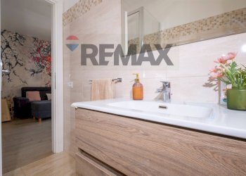 Bagno - Villa a Schiera Via Bagnatica
 
26, Roma - foto 25