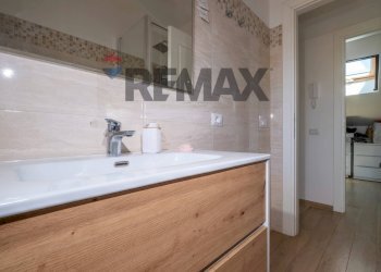 Bagno - Villa a Schiera Via Bagnatica
 
26, Roma - foto 26