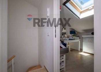 Hall / corridoio - Villa a Schiera Via Bagnatica
 
26, Roma - foto 29