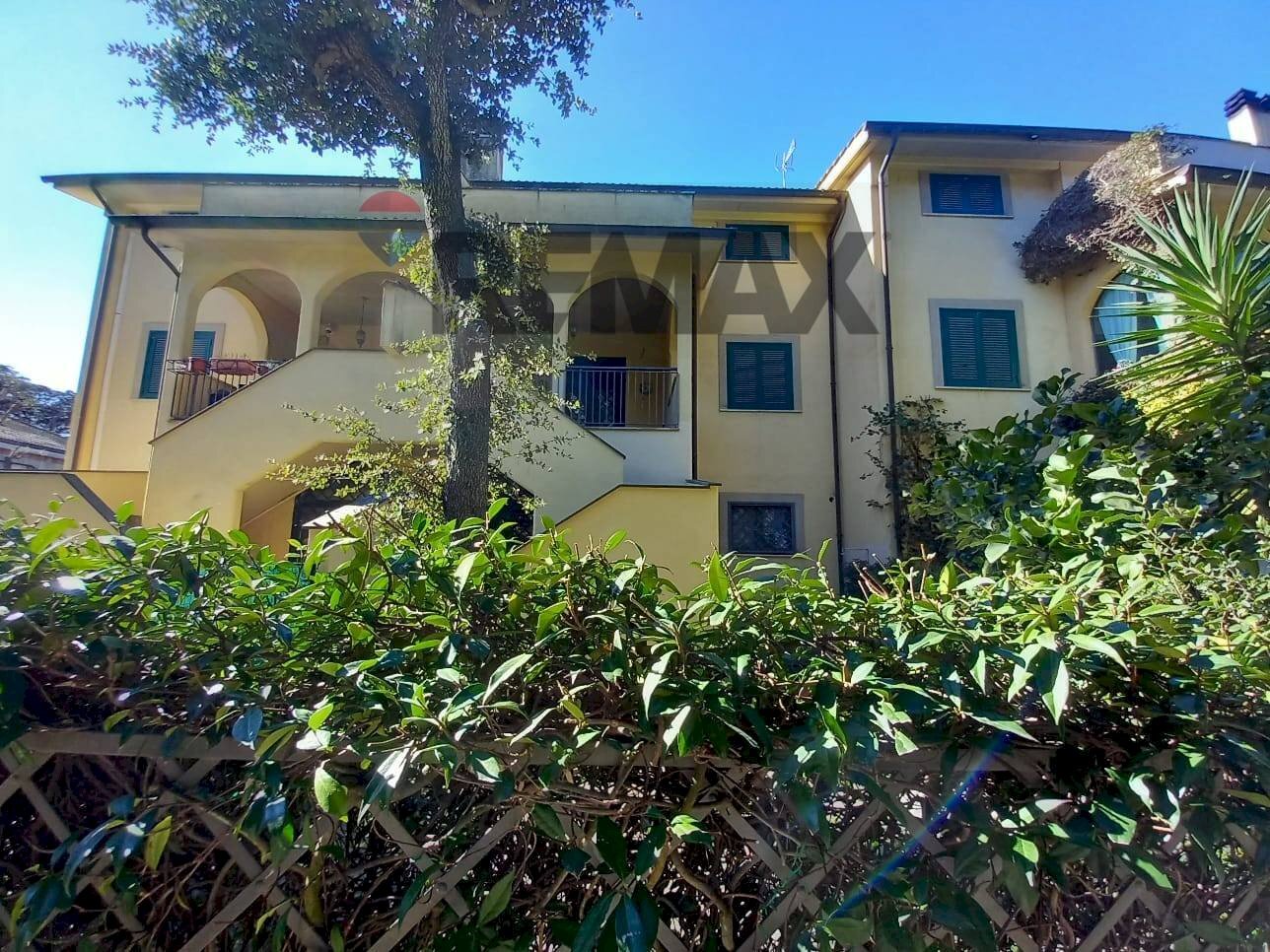 Casa all\'aperto - Villa a Schiera via Porto Venere
 
snc, Fiumicino - foto 1