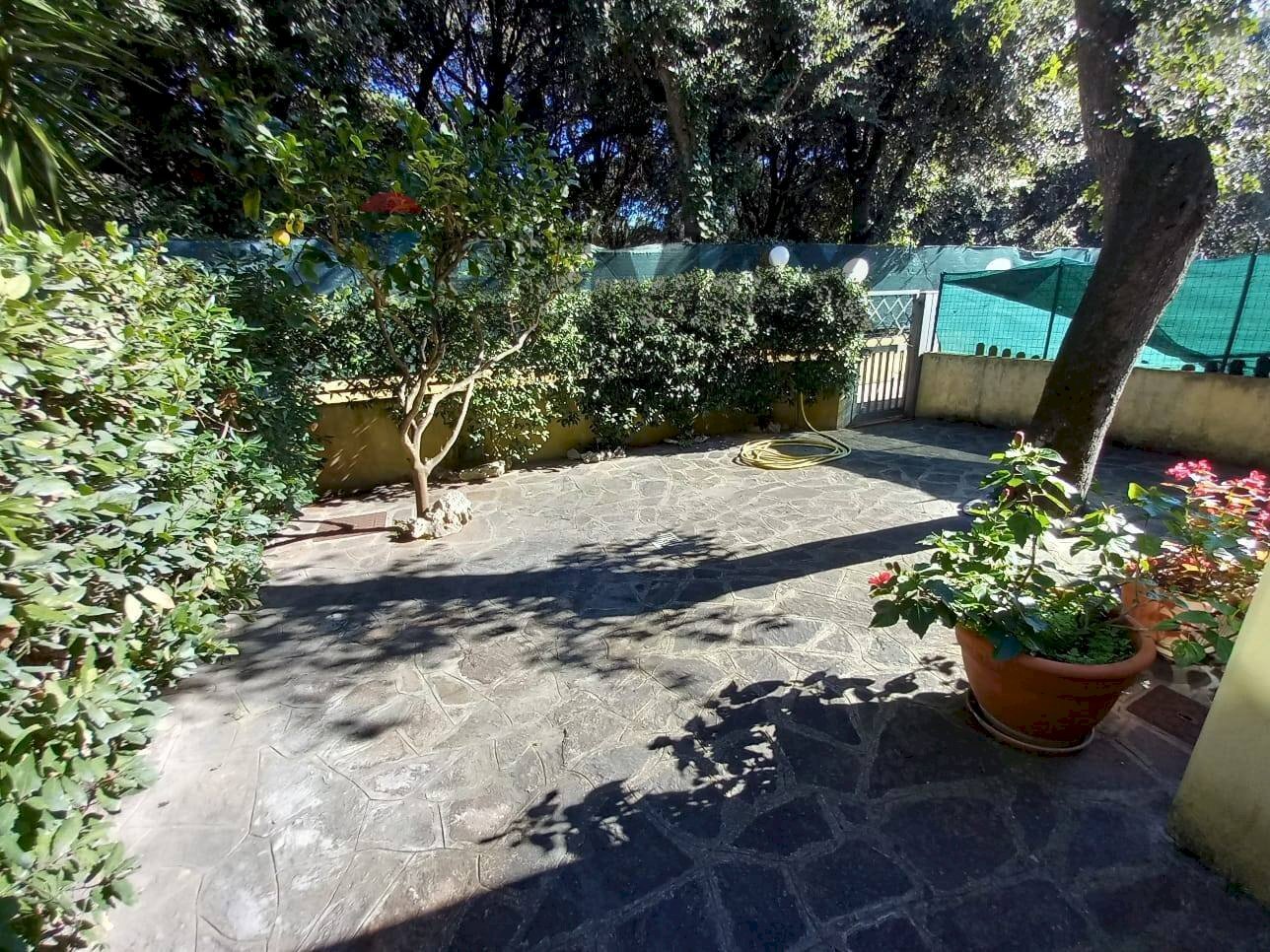 Terrazza - Villa a Schiera via Porto Venere
 
snc, Fiumicino - foto 3