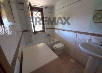 Bagno - Villa a Schiera via Porto Venere
 
snc, Fiumicino - foto 16