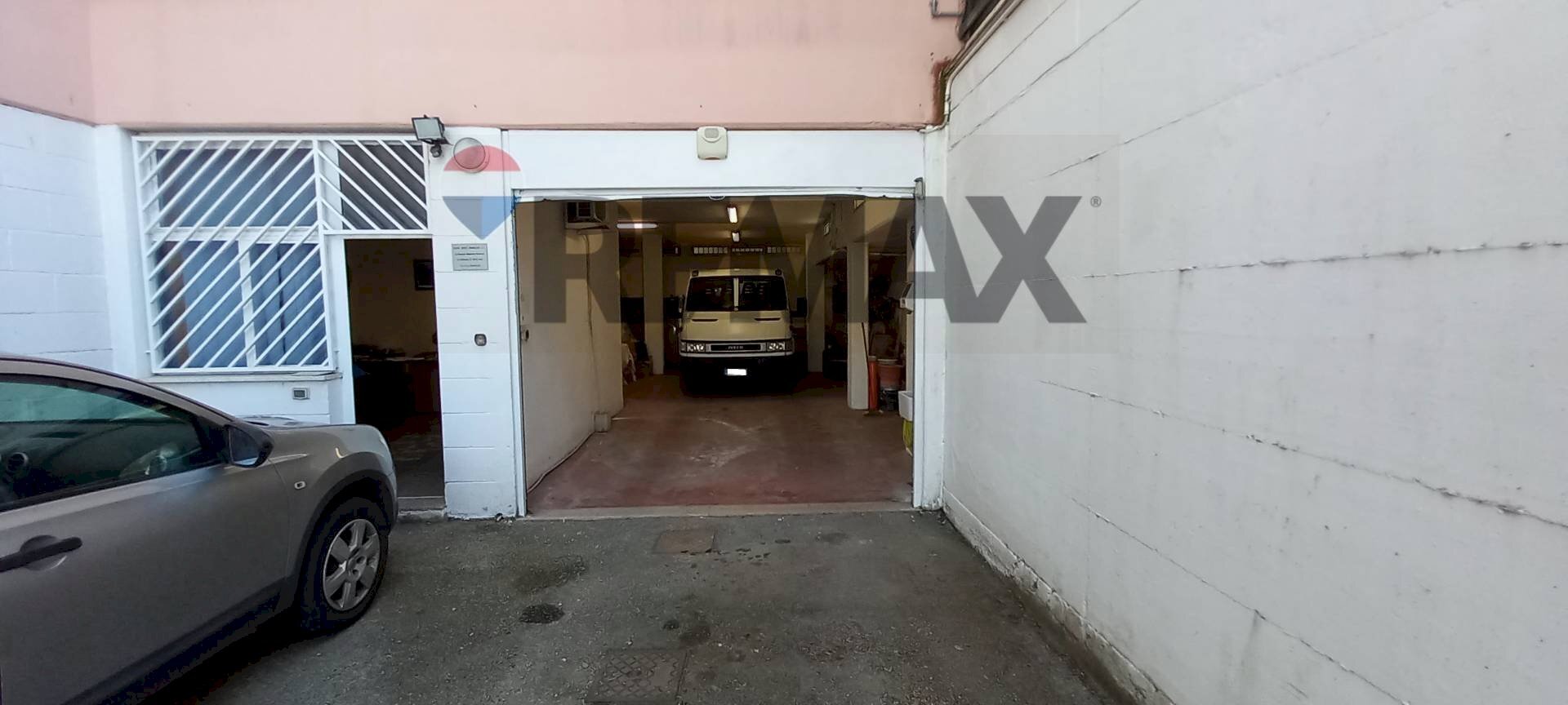 Parcheggio - Magazzino Via del Triangolo
 
33, Anzio - foto 3