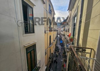 Edificio all\'aperto - Appartamento Via Larghetto san Pietro a Corte
 
7, Salerno - foto 6