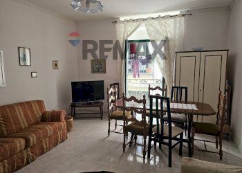 Sala da pranzo - Appartamento Via Larghetto san Pietro a Corte
 
7, Salerno - foto 25