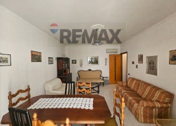Sala da pranzo - Appartamento Via Larghetto san Pietro a Corte
 
7, Salerno - foto 28