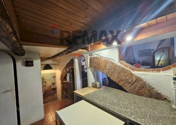 Soggiorno - Appartamento Via Larghetto san Pietro a Corte
 
7, Salerno - foto 41