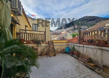 Terrazza - Appartamento Via Larghetto san Pietro a Corte
 
7, Salerno - foto 45