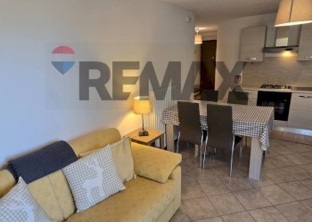 Sala da pranzo - Bilocale VIA CLEF
 
30, Aprica - foto 17