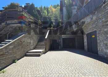 Edificio all\'aperto - Bilocale VIA CLEF
 
30, Aprica - foto 36