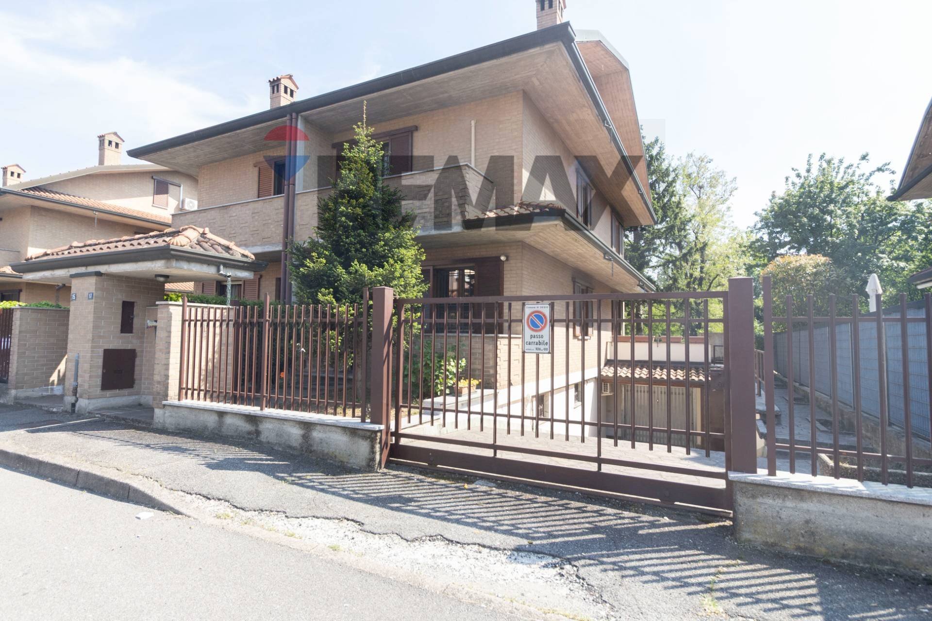 Casa all\'aperto - Villa Via Monsignor Castelli
 
17, Desio - foto 2