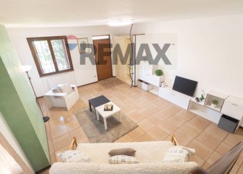 Soggiorno - Villa Via Monsignor Castelli
 
17, Desio - foto 11