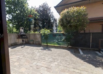 Terrazza - Villa Via Monsignor Castelli
 
17, Desio - foto 14