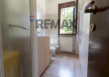 Bagno - Villa Via Monsignor Castelli
 
17, Desio - foto 15