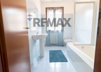 Bagno - Villa Via Monsignor Castelli
 
17, Desio - foto 20