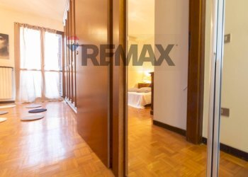 Hall / corridoio - Villa Via Monsignor Castelli
 
17, Desio - foto 21