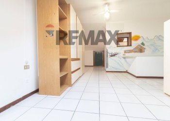 Stanza vuota - Villa Via Monsignor Castelli
 
17, Desio - foto 27