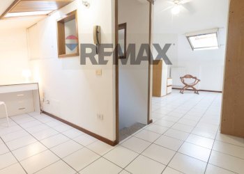 Hall / corridoio - Villa Via Monsignor Castelli
 
17, Desio - foto 28