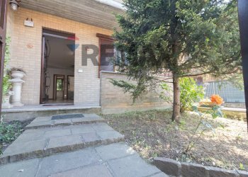 Casa all\'aperto - Villa Via Monsignor Castelli
 
17, Desio - foto 30