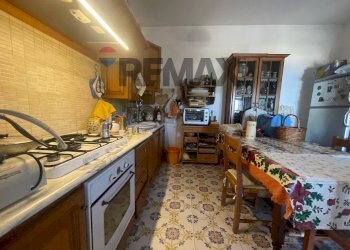 Cucina - Casa semi indipendente VIA RAFFELE BOSCO
 
180, Vico Equense - foto 4