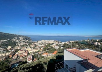 Edificio all\'aperto - Casa semi indipendente VIA RAFFELE BOSCO
 
180, Vico Equense - foto 13
