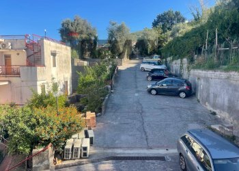 Edificio all\'aperto - Casa semi indipendente VIA RAFFELE BOSCO
 
180, Vico Equense - foto 27