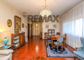 Sala da pranzo - Appartamento Via Achille De Zigno
 
8, Padova - foto 3