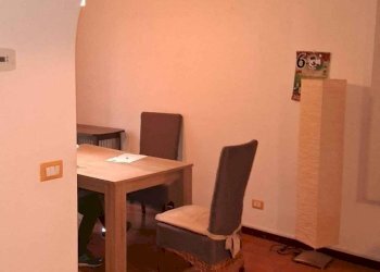 Sala da pranzo - Villa a Schiera Via Fratelli Bandiera
 
137, Sermide e Felonica - foto 5