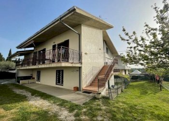 Foto 1 - Semi-detached house Viale rimembranza
 
14, Civitella Casanova - photo 1