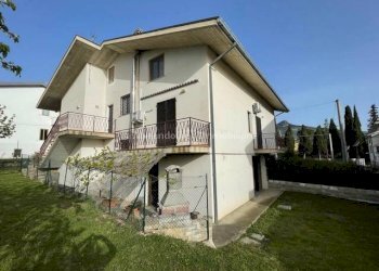 Foto 2 - Semi-detached house Viale rimembranza
 
14, Civitella Casanova - photo 2