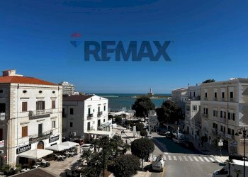 Edificio all\'aperto - Four-room apartment Via Tenente Alessandro Petrone
 
10, Vieste - photo 26