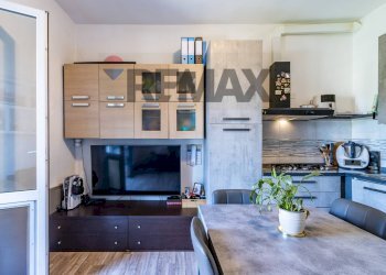 Cucina - Trilocale Via Cesare Battisti
 
70, Locate Varesino - foto 7