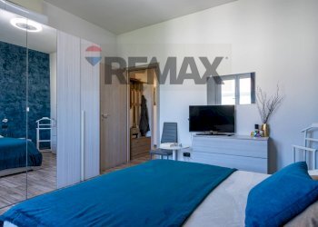 Camera / camera da letto - Trilocale Via Cesare Battisti
 
70, Locate Varesino - foto 19