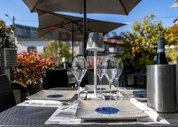 Terrazza - Commercial Activity Via Vittorio Veneto
 
2, Villa Guardia - photo 2