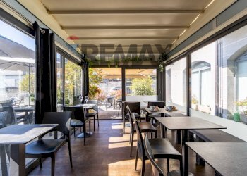 Terrazza - Commercial Activity Via Vittorio Veneto
 
2, Villa Guardia - photo 10