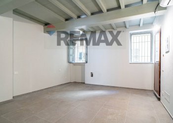 Stanza vuota - Bilocale Via XX Settembre
 
77, Parma - foto 12