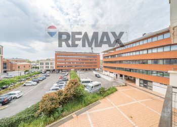 Edificio all\'aperto - Office Via Enrico Berlinguer, Fiumicino - photo 32