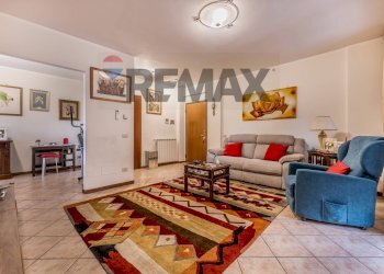 Soggiorno - Quadrilocale Via Generale Mario Pezzi, Roma - foto 17