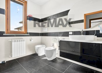 Bagno - Villa a Schiera VIA MAGELLANO
 
9, Magnago - foto 11