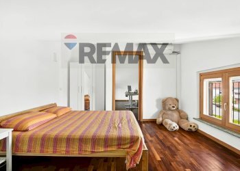 Camera / camera da letto - Villa a Schiera VIA MAGELLANO
 
9, Magnago - foto 14