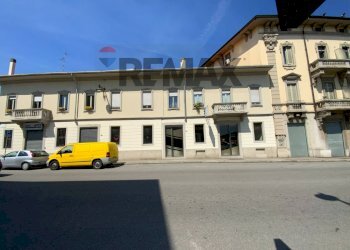 Esterno - Locale Commerciale Via XX Settembre
 
57, Busto Arsizio - foto 1