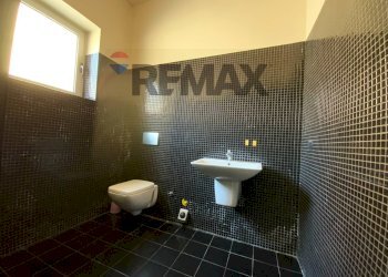 Bagno - Locale Commerciale Via XX Settembre
 
57, Busto Arsizio - foto 10