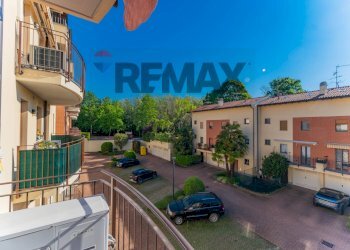 Balcone - Trilocale via carreggia
 
105b, Cardano al Campo - foto 17