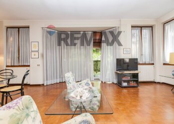 Sala da pranzo - Villa Via Della Mornerina
 
2, Monza - foto 19